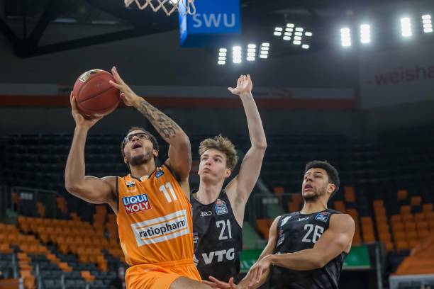 进球是自我 进球是自我