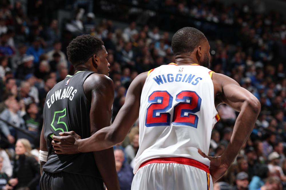 阿尔瓦雷斯 阿尔瓦雷斯